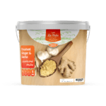 Измельченный чеснок и имбирь